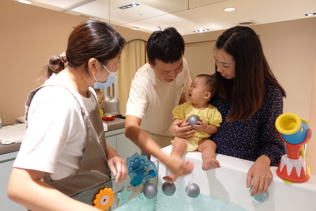 【Cocco Spaレビュー】ベビースイミングマッサージはメリットいっぱい、デパートの高級幼児SPA 7