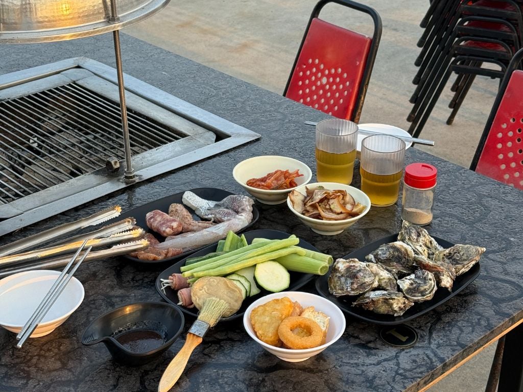 첫째 날 다섯 번째 방문지: 369 BBQ 야외 맥주 바