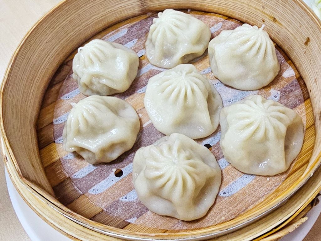 Stop 3: Handmade Pear Soup Dumplings