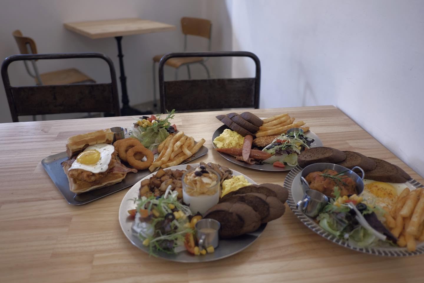 First Stop｜Good Mushroom Project: A Date Prelude Starting with a Wild Mushroom Sandwich