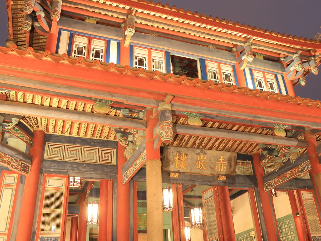 Night Tours of Historical Sites
