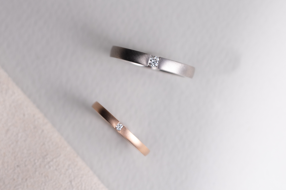 婚戒怎麼挑懶人包|婚戒材質有哪些?一篇搞懂婚戒應該怎麼選 10 低調感|霧面、線條感