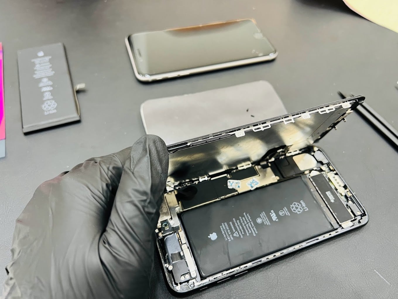 iPhone 電池更換全流程