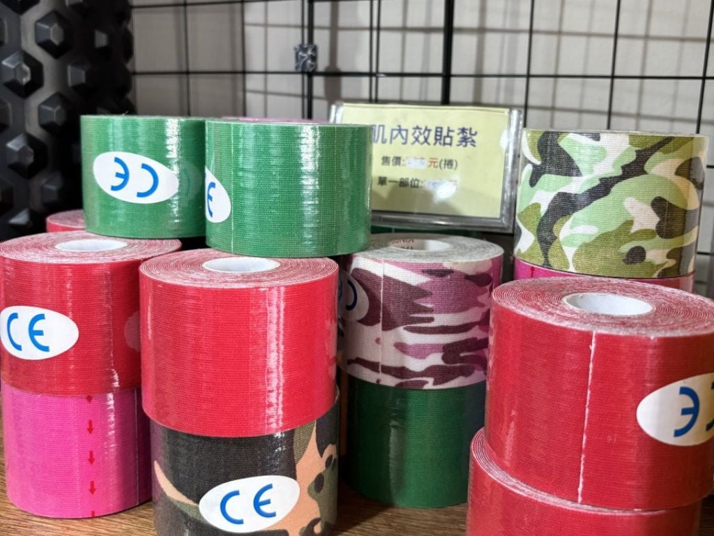 柏青傳統整復推拿所評價|苓雅區整復推薦,科學化觀念讓調整更安心 7 貼紮輔助,延續調整效果